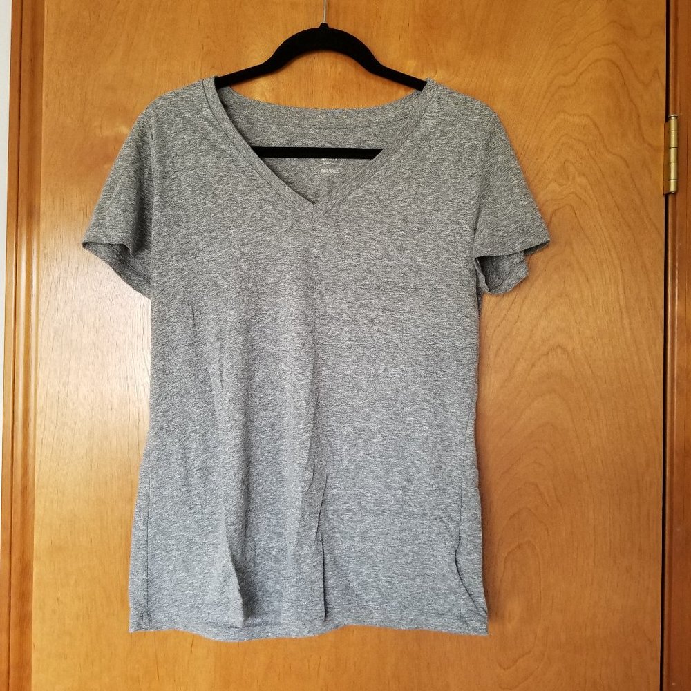 Mossimo Grey T-Shirt Size L